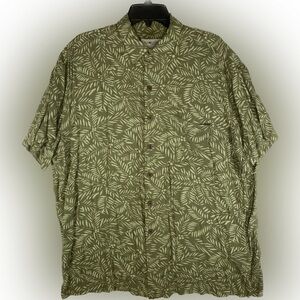 3/$15 Sun River Clothing Co large button up short sleeve shirt